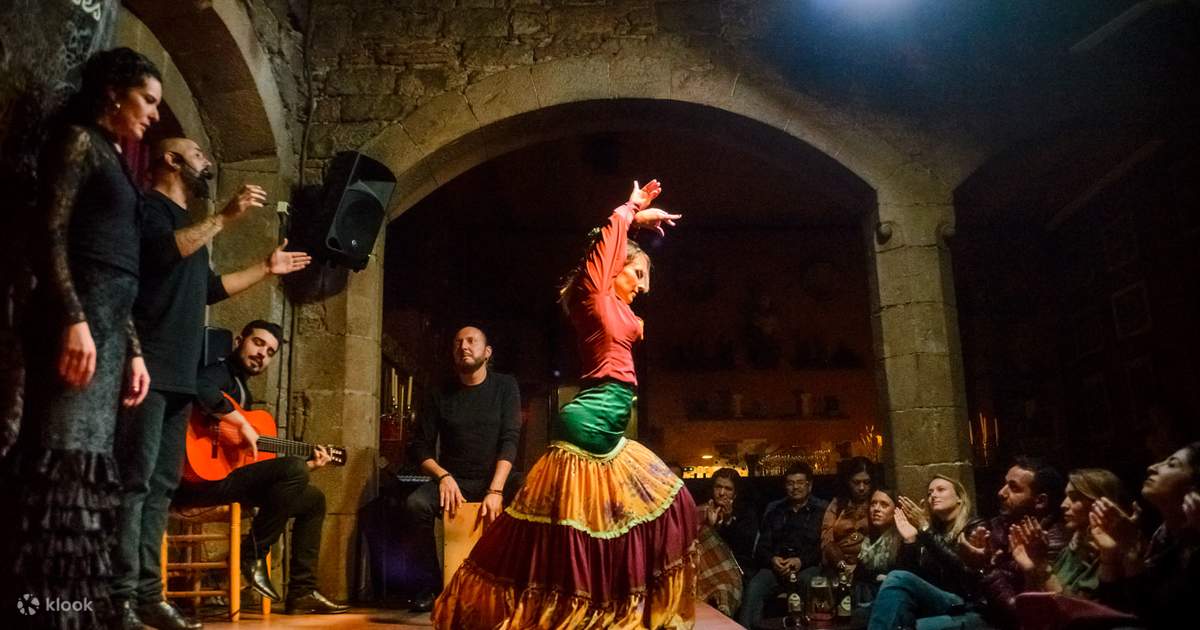 Barcelona Gothic Quarter Guided Tour with Flamenco Show & Tapas Klook 客路